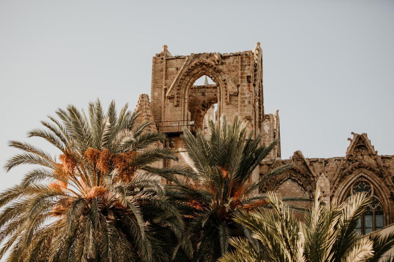 Golden Palms Guest House & Cafe Famagusta  Exteriör bild
